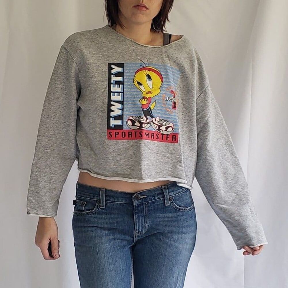 90s/Y2K Tweety Bird‎ Cropped Sweatshirt